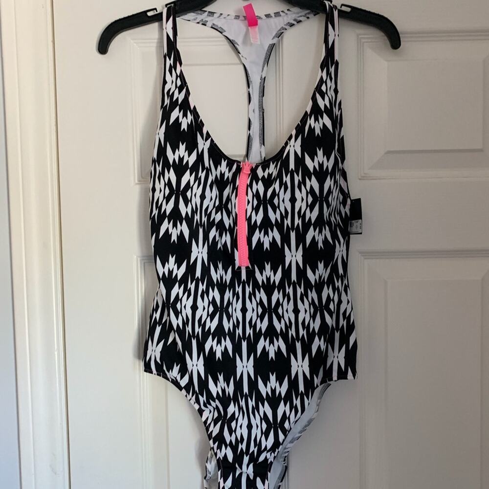 NWT RARE Vintage Pink Victoria's Secret  zip front high cut leg one piece Medium